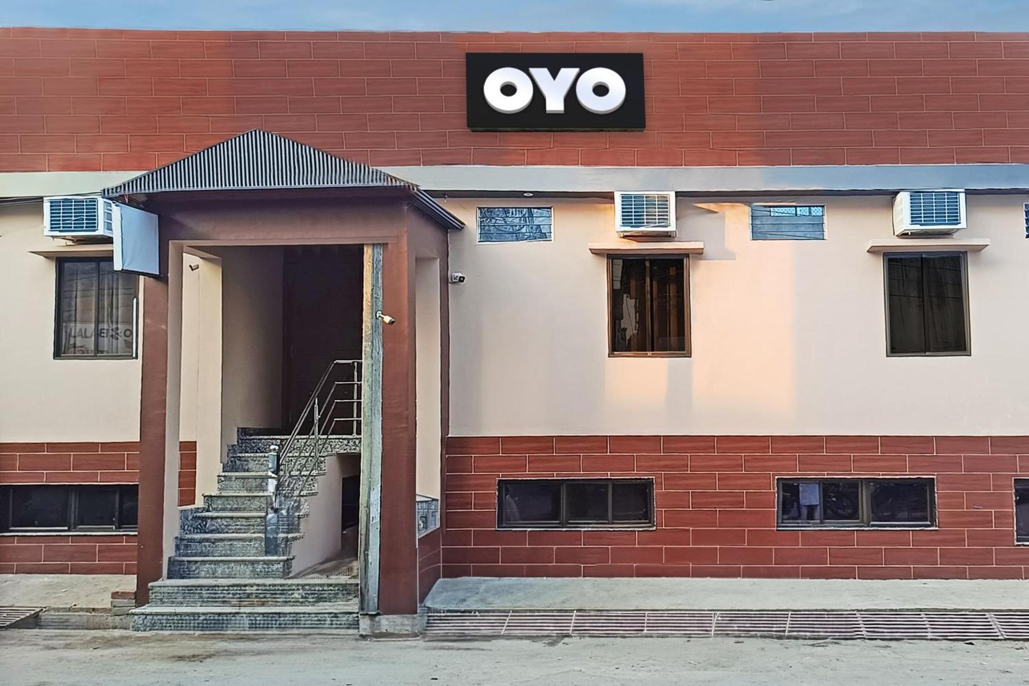 Hotel O Royal Regency Palace Gorakhpur Exteriör bild